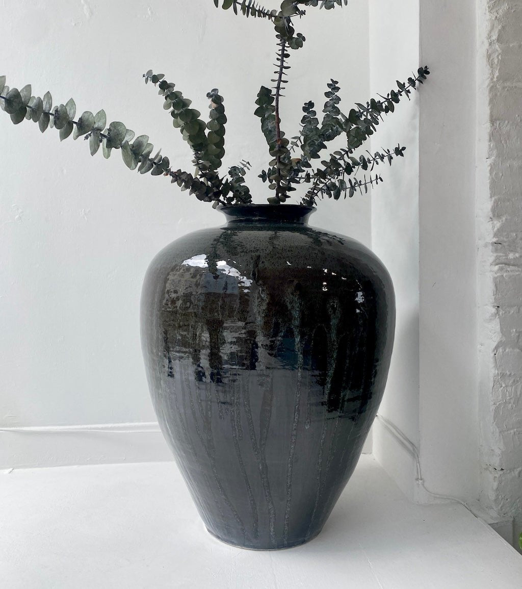 Extra Large Tsubo Jar - Andrew Knee - Beside The Wave