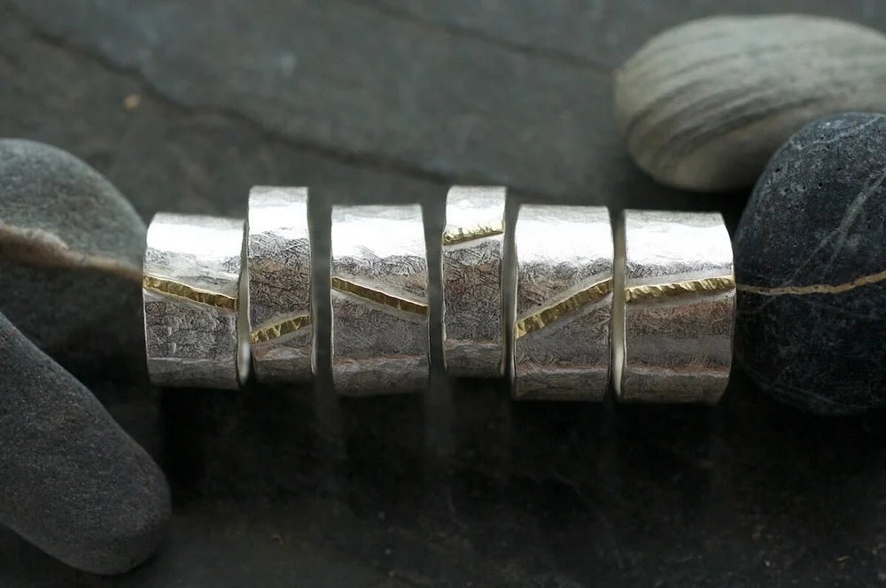 Ring Monolith gold seam - Lucy Spink - Beside The Wave
