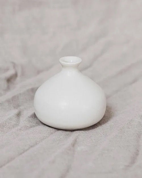 Round Bud Vase Holan - Emily Tapp - Beside The Wave