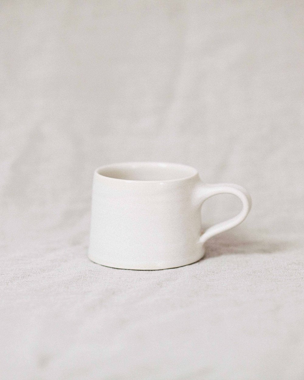 Short Mug Holan - Emily Tapp - Beside The Wave