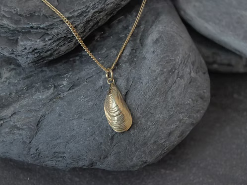 Epphaven Mussel Pendant