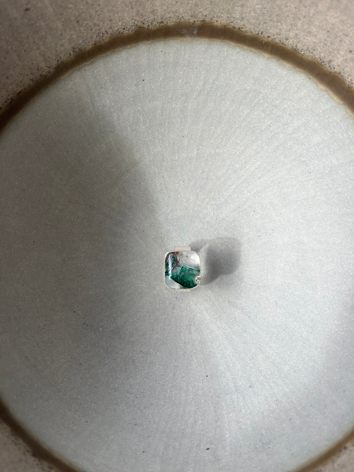 Ring Gem silica with gold detail