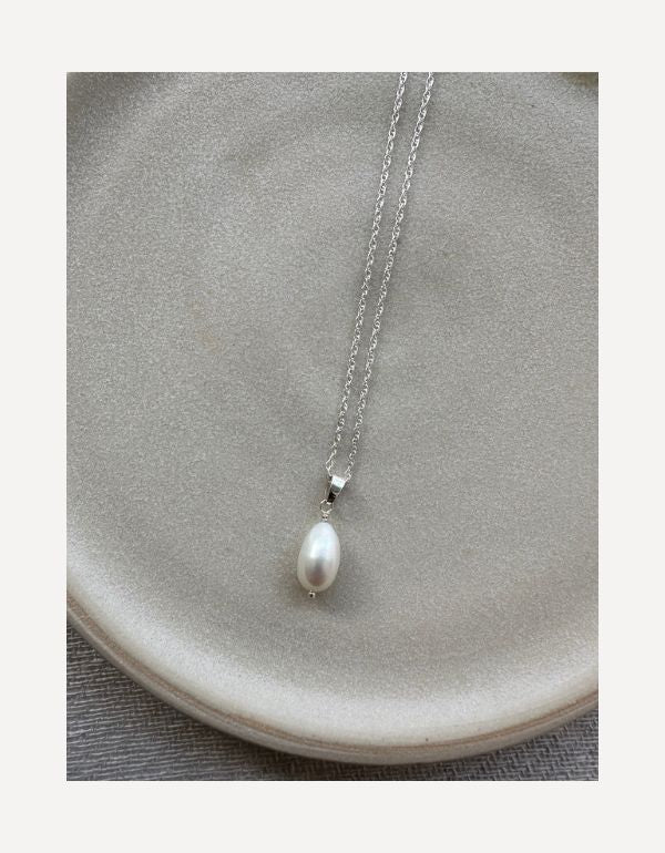 Ivory Baroque Necklace - Cat Birch - Beside The Wave