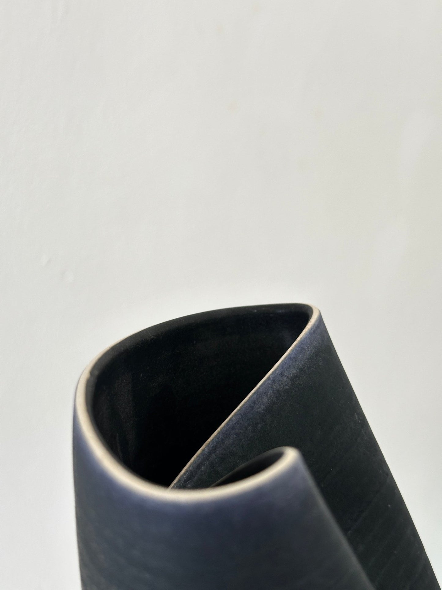 Land & Sky (Deep Blue) Vase - Steve Smith - Beside The Wave