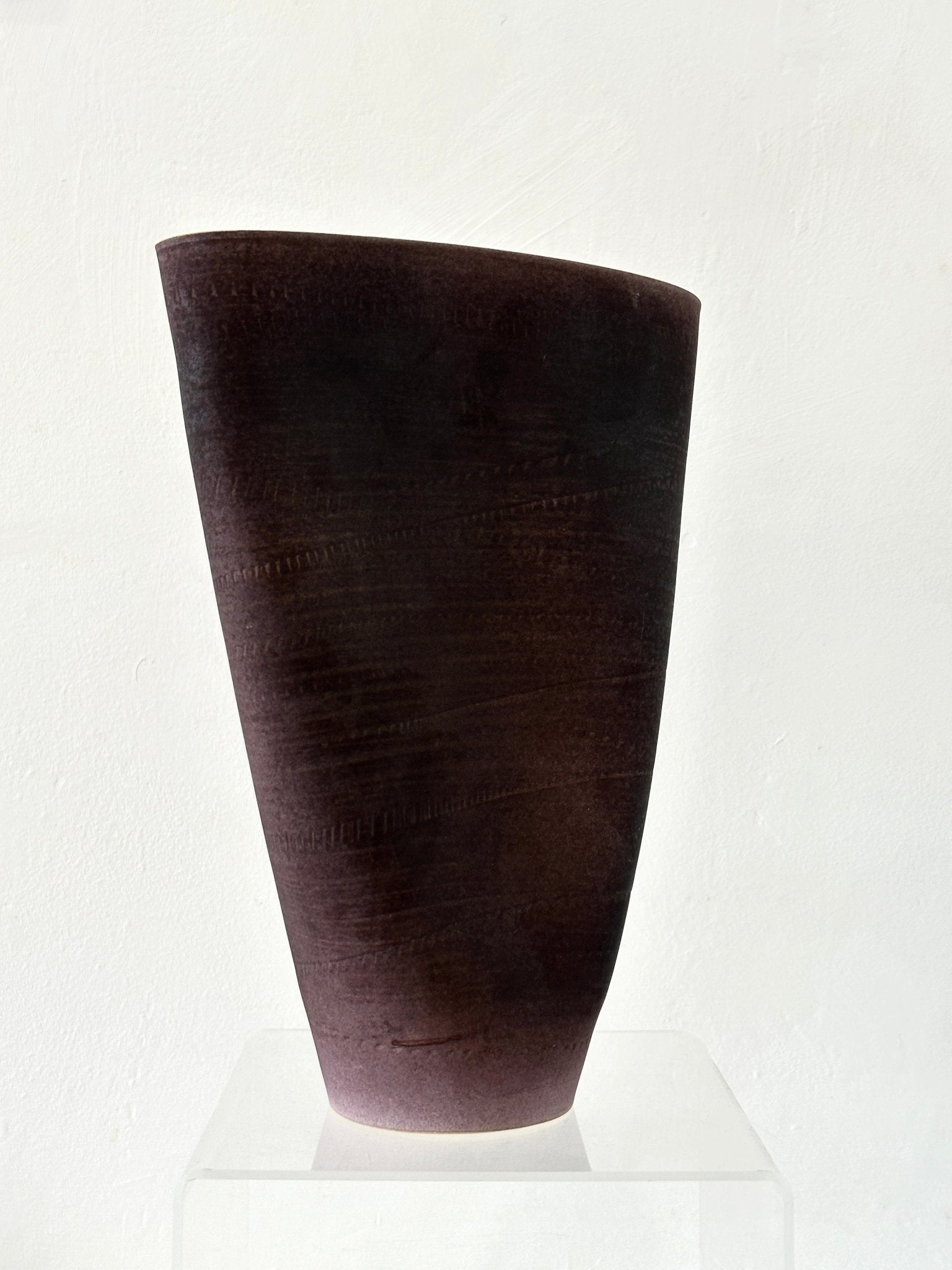 Land & Sky (Plum) Vase - Steve Smith - Beside The Wave