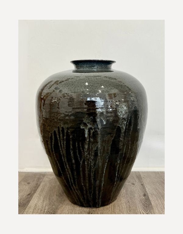 Large Pot - Andrew Knee - Beside The Wave
