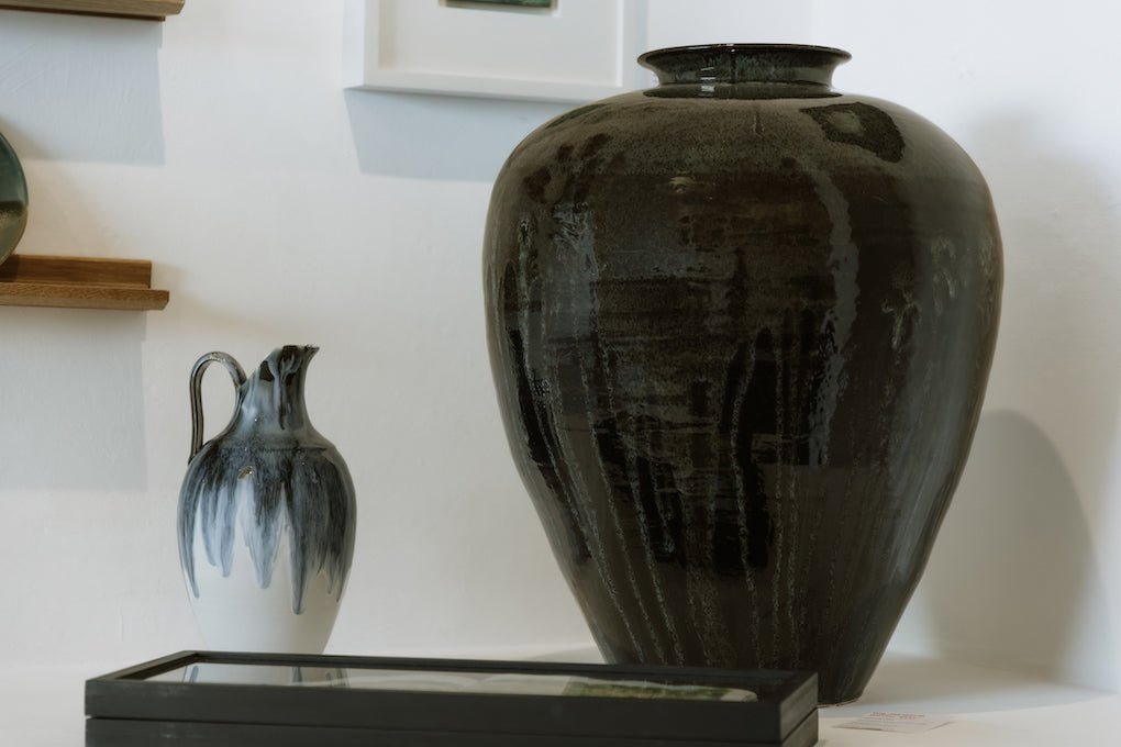 Large Pot - Andrew Knee - Beside The Wave