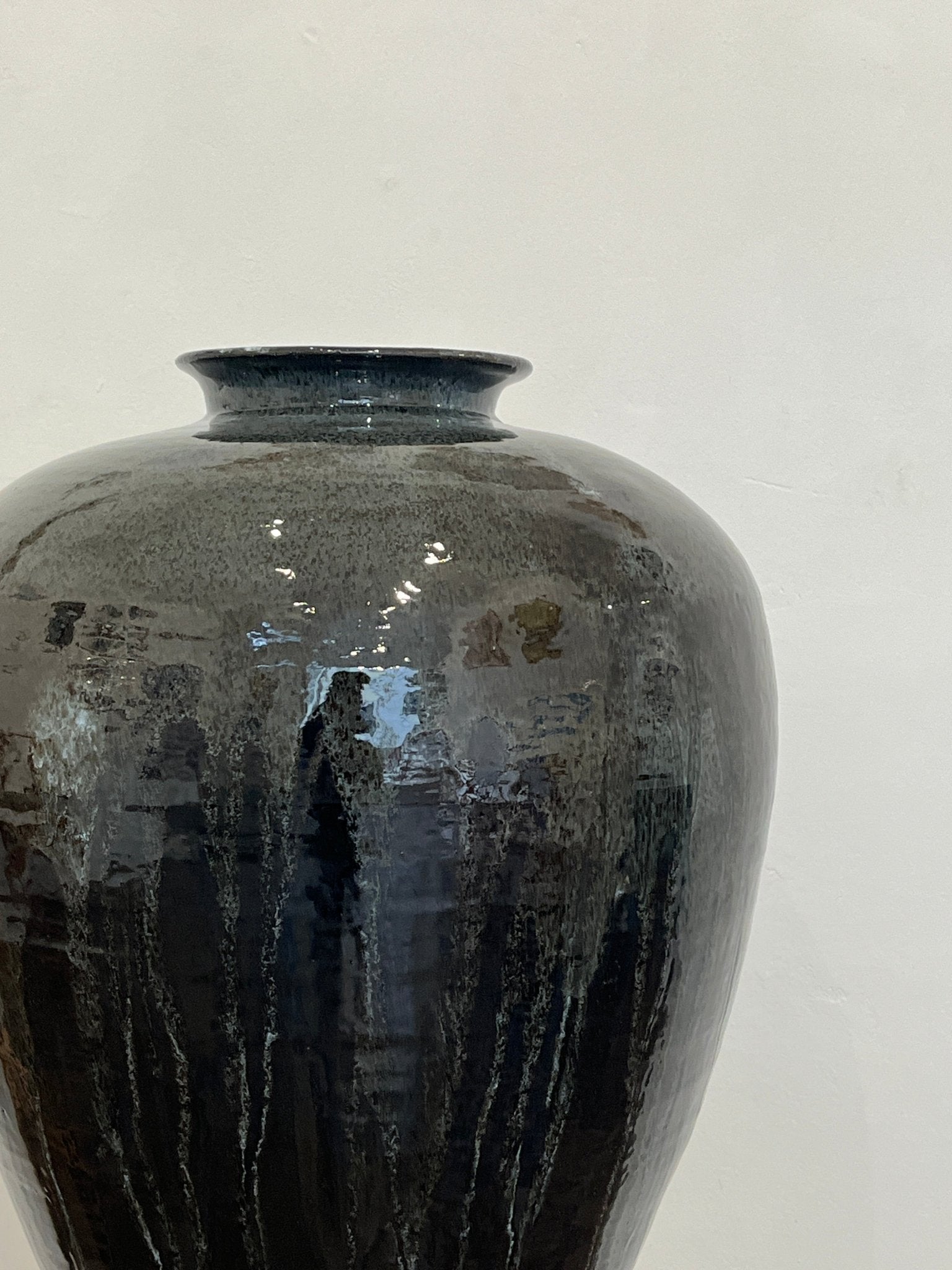 Large Pot - Andrew Knee - Beside The Wave