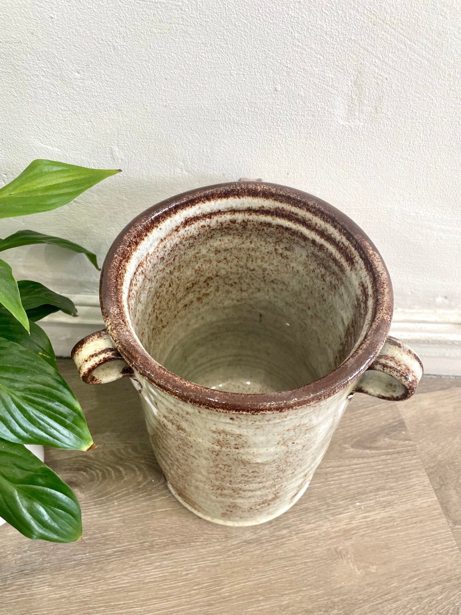 Large Thrown Stoneware Pot - Andrew Knee - Beside The Wave