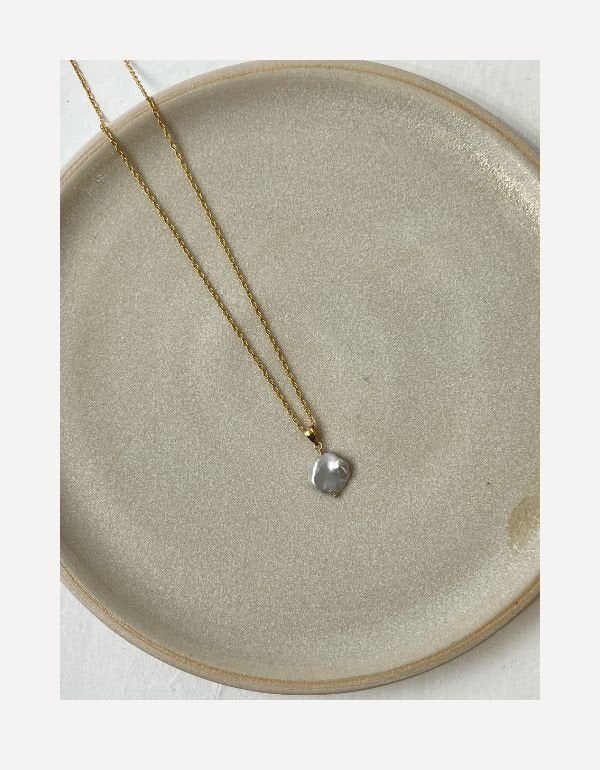 Petal Keishi Pearl Necklace - Beside The Wave - Beside The Wave