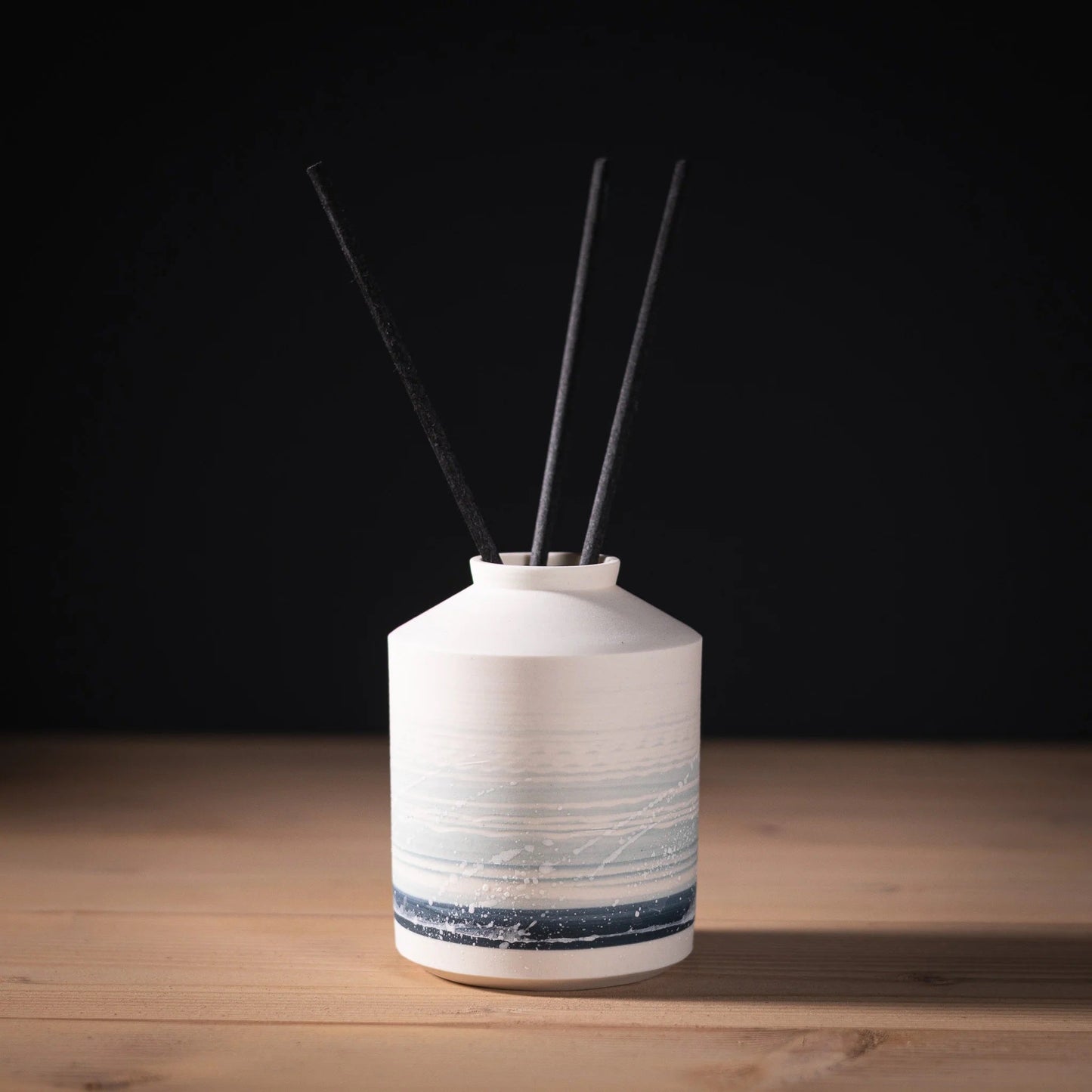 Porcelain Reed Diffuser (Summer Shore) - Steve Smith - Beside The Wave