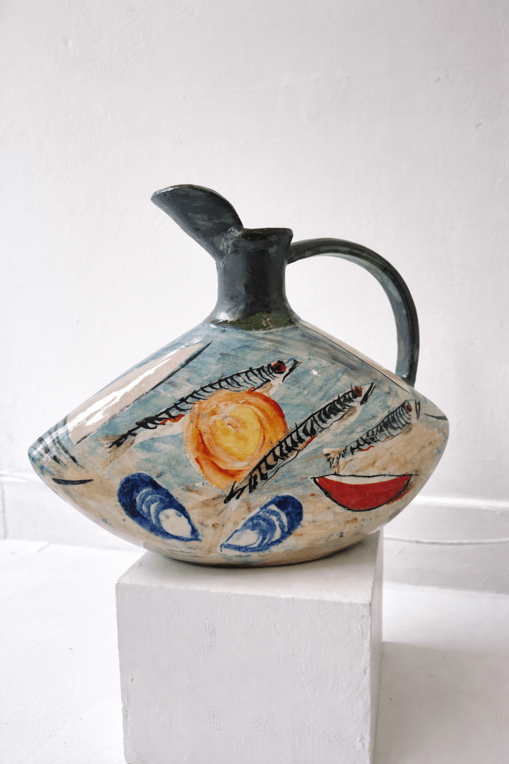 Rocking Jug, Fish - Paul Jackson - Beside The Wave