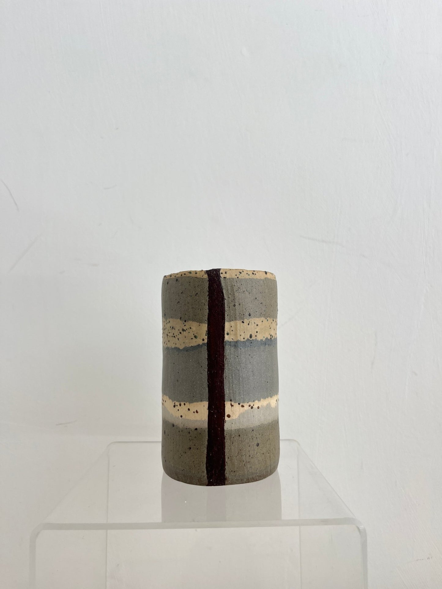 Sand line Vase (S)-Charlotte Jones-Beside The Wave
