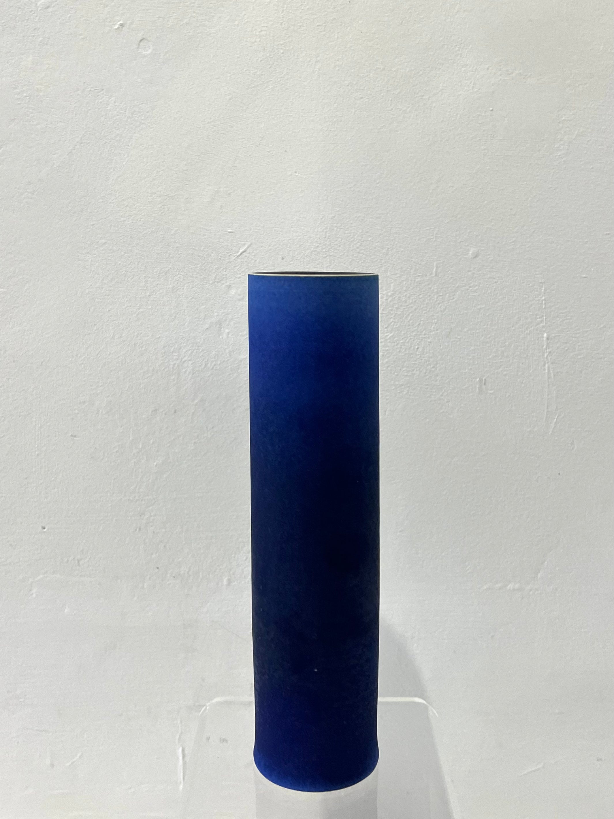 Land & Sky (Cobalt blue) Straight Vase