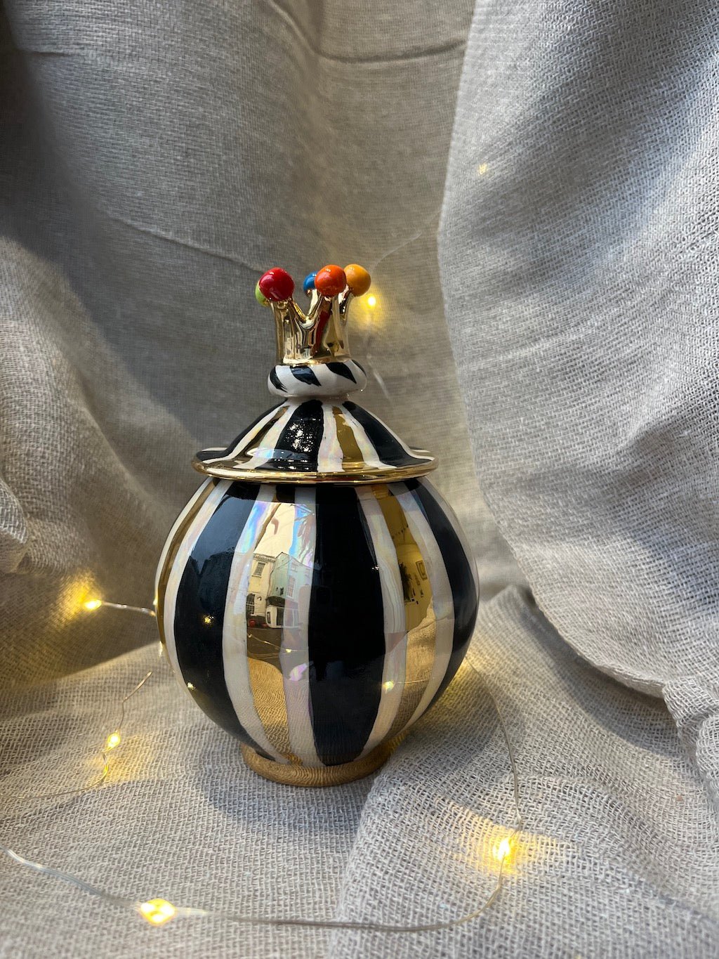 Tiny Round pot with Crown - Mary - Rose Young - Beside The Wave