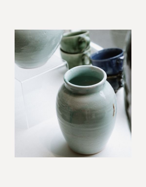 Vase (Ice blue) - Andrew Knee - Beside The Wave