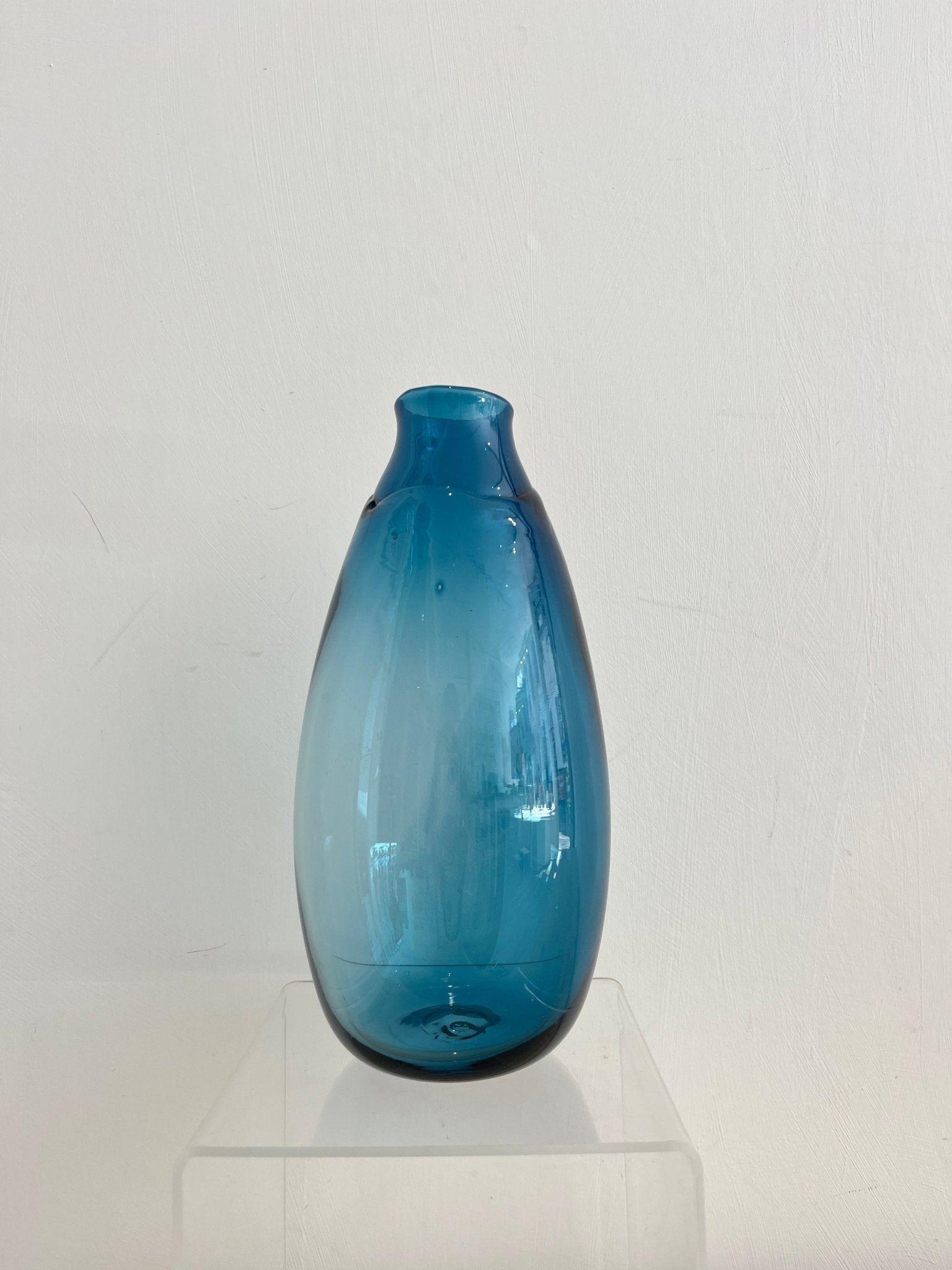 Waterline Vase (1)-Louisa Raven-Beside The Wave